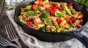 הפסטה המושלמת לפתיחת שבוע צילום: Anna Shepulova,Shutterstock אוכל