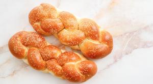 הפרשת חלה צילום: Olga Mukashev,Shutterstock כדאי לדעת