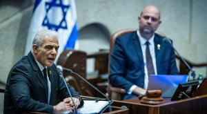 לפיד, עקץ את נתניהו צילום: Yonatan Sindel,Flash90 פוליטי