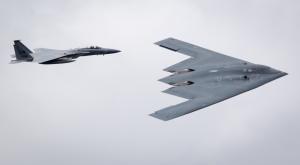 מטוס B-2 spirit,  צילום: AMMHPhotography,Shutterstock מדיני