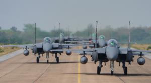 מטוסי F15, עוד 50 יגיעו לישראל צילום: Bluebearwing,Shutterstock חדשות