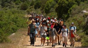 מסע בני עקיבא, למצולמים אין קשר לנאמר בכתבה צילום: Moshe EINHORN,Shutterstock המגזר