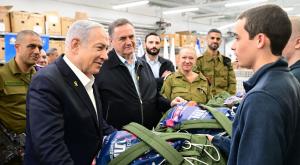 נתניהו בבקו"ם, היום צילום: עמוס בן גרשום/ לע"מ. ביטחון