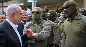 נתניהו עם לוחמי הימ"מ צילום: קובי גדעון /לע"מ פוליטי