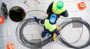 פריסת סיבים, הסוף לסיב הנחושת? צילום: Gena Melendrez,Shutterstock כסף