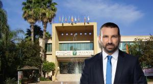 ראש עיריית חולון שי קינן צילום: CC BY-SA 3.0, רמי זרנגר | CC BY 2.5, ד"ר אבישי טייכר חדשות