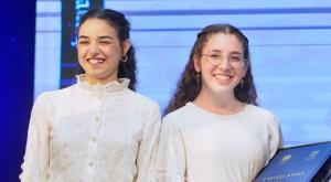 אמונה כהן ונטע לקס, כלת וסגנית התנ"ך צילום: Shalev Shalom/POOL דעות