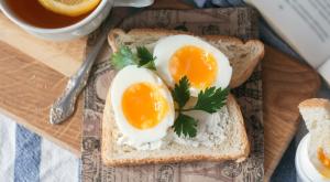 ביצה קשה-רכה צילום: Shanti May,Shutterstock אוכל