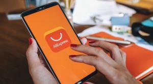 עלי אקספרס צילום: Jirapong Manustrong,Shutterstock אופנה
