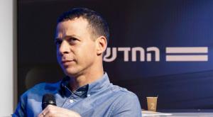 עמית סגל צילום: Yonatan Sindel,Flash90/פלאש 90. הדס פרוש/canva ברנז'ה