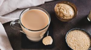 קפה עם טחינה צילום: Rui Elena,Shutterstock אוכל