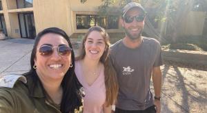 שחף ברגשטיין ז"ל (מימין) עם בת דודתו מיכל ארליך (משמאל) צילום: פרטי חדשות
