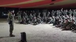 לוחמי צה"ל מתפללים לפני הכניסה לג'נין צילום: תורת לחימה ביטחון