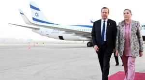 הנשיא הרצוג המריא לאזרבייג'ן צילום: קרדיט צילום: חיים צח/ לע״מ מדיני