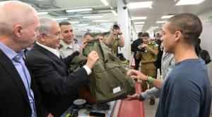 בנימין נתניהו וגלנט בגיוס גולני צילום: דוברות ראש הממשלה חדשות