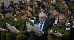ראש הממשלה נתניהו בקריאת מגילת אסתר צילום: חיים צח /לע"מ פוליטי