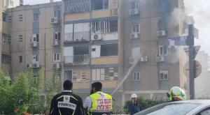 זירת הפגיעה בתל אביב צילום: דוברות הצלה ביטחון