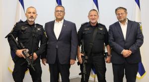 כיתות הכוננות בירושלים יוצאות לדרך צילום: ארנון בוסאני חדשות