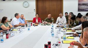 מפקד פיקוד העורף נפגש עם ראשי רשויות קו התפר צילום: דובר צה"ל חדשות