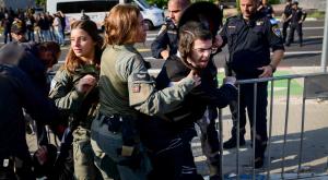 מתוך ההפגנות בתל השומר הבוקר צילום: Tomer Neuberg,Flash90 חדשות