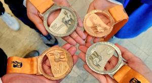 המדליות צילום: משרד החינוך ומרכז מדעני העתיד ברנז'ה