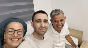 אבינתן אור התאחד עם הוריו |  צילום: פורום תקווה חדשות