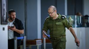 אלוף רומן גופמן | צילום: Chaim Goldberg,Flash90 חדשות