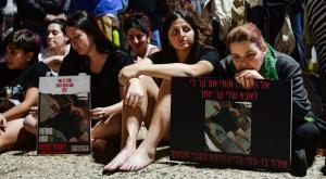 בני משפחות חטופים |  צילום: Avshalom Sassoni,Flash90 חדשות
