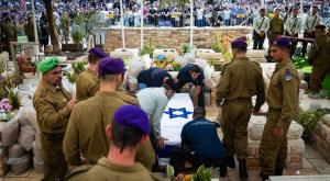 ההלוויה של הדר גולדין ז"ל, היום |  צילום: Chaim Goldberg,Flash90 דעות