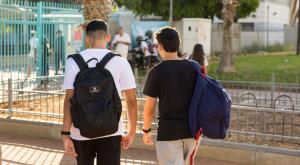 ילדים בדרך לבית הספר, למצולמים אין קשר לכתבה | צילום: Liron Moldovan,Flash90 חדשות