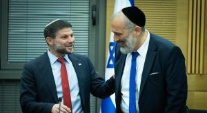 דרעי וסמוטריץ', "מזלזלים במוסד הרבנות" צילום: Yonatan Sindel,Flash90 המגזר