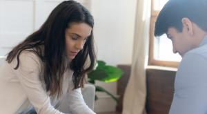 אילוסטרציה  צילום: fizkes,Shutterstock זוגיות