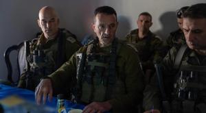 הרמטכ"ל, מפקד פצ"ן ומפקד אוגדה 98 בהערכת מצב בדרום לבנון צילום: דובר  צה"ל חדשות