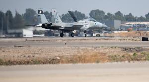 מטוסי בז F15 בדרכם לתקיפה בתימן  צילום: דובר צהל חדשות