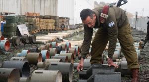 הרמטכ"ל הרצי הלוי בתערוכה צילום: דובר צה"ל חדשות