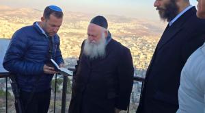 השר גולדקנופף בביקור בשומרון צילום: רועי חדי חדשות