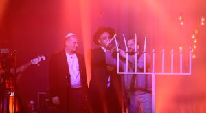 הדלקת חנוכייה צילום: אלכס קולומויסקי, מערך ההסברה, קק״ל חדשות