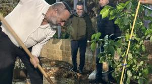הקמת גן הזיכרון צילום: ישיבת ההסדר איתמר חדשות