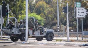 חיילים בעוטף בשבעה באוקטובר צילום: Jamal Awad,Flash90 חדשות