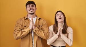 מתחננים צילום: Krakenimages.com,Shutterstock חדשות