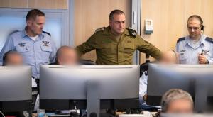 הרמטכ"ל זמיר בהערכת מצב בבור של חיל האוויר, צילום: דובר צה"ל חדשות