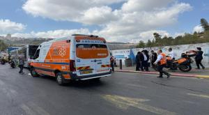 זירת הפיגוע ברמות צילום: דוברות איחוד הצלה תחבורה