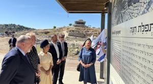 מייק האקבי בשילה הקדומה צילום: דוברות בנימין חדשות