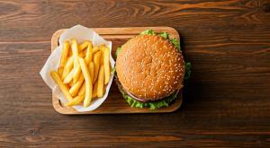 המבורגר אילוסטרציה צילום: Shutterstock AI,Shutterstock חדשות