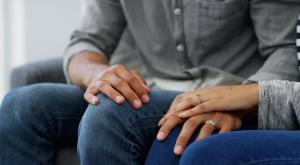טיפול זוגי צילום: PeopleImages.com - Yuri A,Shutterstock כדאי לדעת