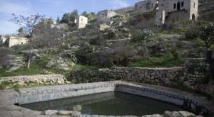 לא רק נהנים בחופשת הקיץ צילום: פלאש 90. ליאור מזרחי יהדות