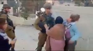 הערביה סוטרת לחייל צילום: צילום מסך מפייסבוק חדשות