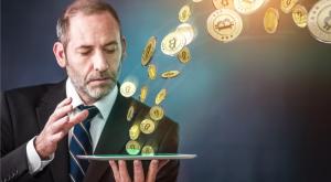 הביטקוין נמצא בירידה, מה עושים? צילום: shutterstock כסף