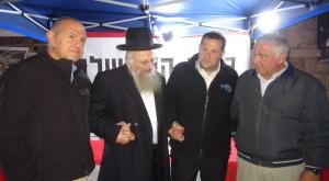 הרב אליהו וראשי הרשויות צילום: דוברות מועצה אזורית שומרון חדשות