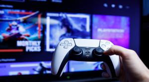 סוני PlayStation צילום: Ragelis,Shutterstock כסף